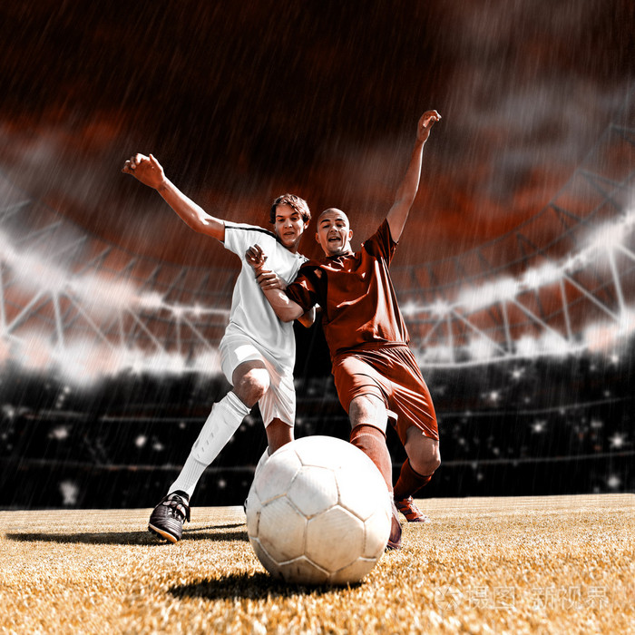 中超字体设计灵感来自足球运动的特点及中超联赛logo的形态