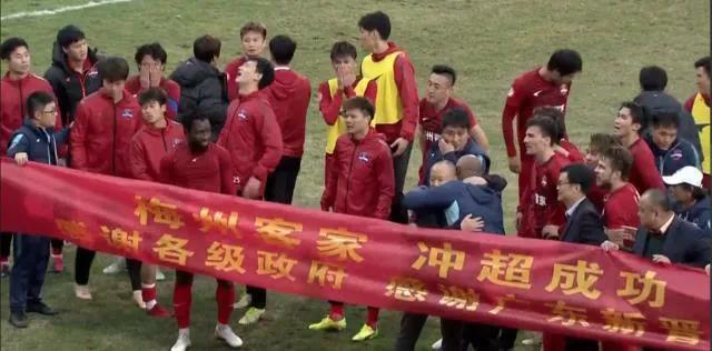 终于有机会在中国的顶级足球舞台上发出自己的声音